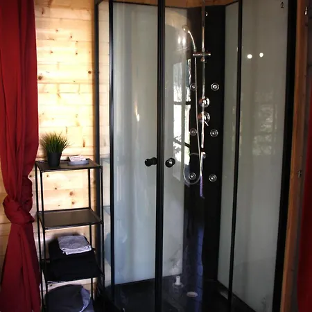Chalet 3 En Bois Avec Acces Piscine *