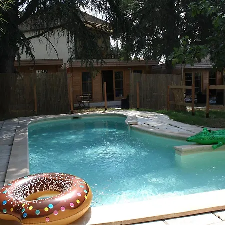 3 En Bois Avec Acces Piscine Chalet Nîmes