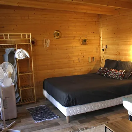 Chalé 3 En Bois Avec Acces Piscine *